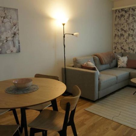 Keskustan Kaksio 45 M2 Autopaikalla, Rautatienkatu 19, 9 Krs Apartment เอาลู ภายนอก รูปภาพ