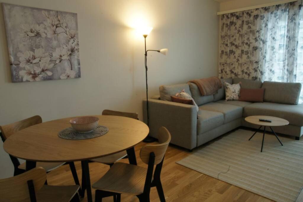 Keskustan Kaksio 45 M2 Autopaikalla, Rautatienkatu 19, 9 Krs Apartment เอาลู ภายนอก รูปภาพ