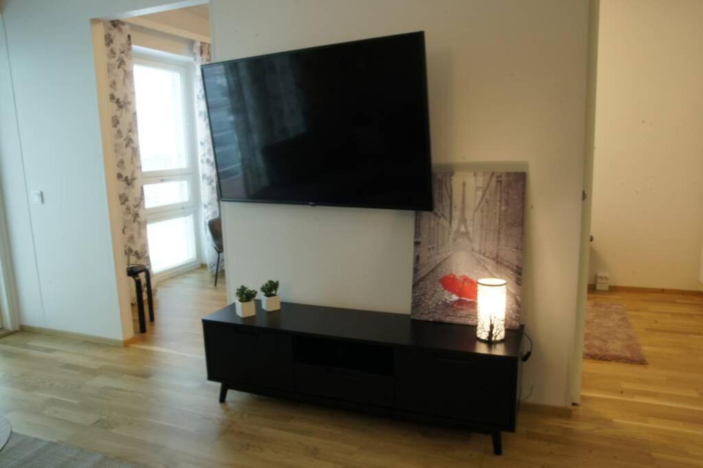 Keskustan Kaksio 45 M2 Autopaikalla, Rautatienkatu 19, 9 Krs Apartment เอาลู ภายนอก รูปภาพ