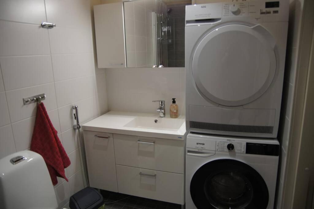 Keskustan Kaksio 45 M2 Autopaikalla, Rautatienkatu 19, 9 Krs Apartment เอาลู ภายนอก รูปภาพ
