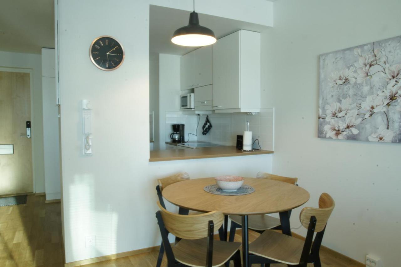 Keskustan Kaksio 45 M2 Autopaikalla, Rautatienkatu 19, 9 Krs Apartment เอาลู ภายนอก รูปภาพ