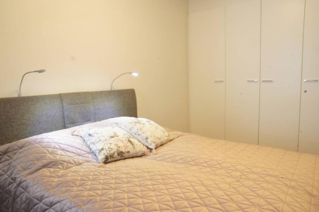 Keskustan Kaksio 45 M2 Autopaikalla, Rautatienkatu 19, 9 Krs Apartment เอาลู ภายนอก รูปภาพ